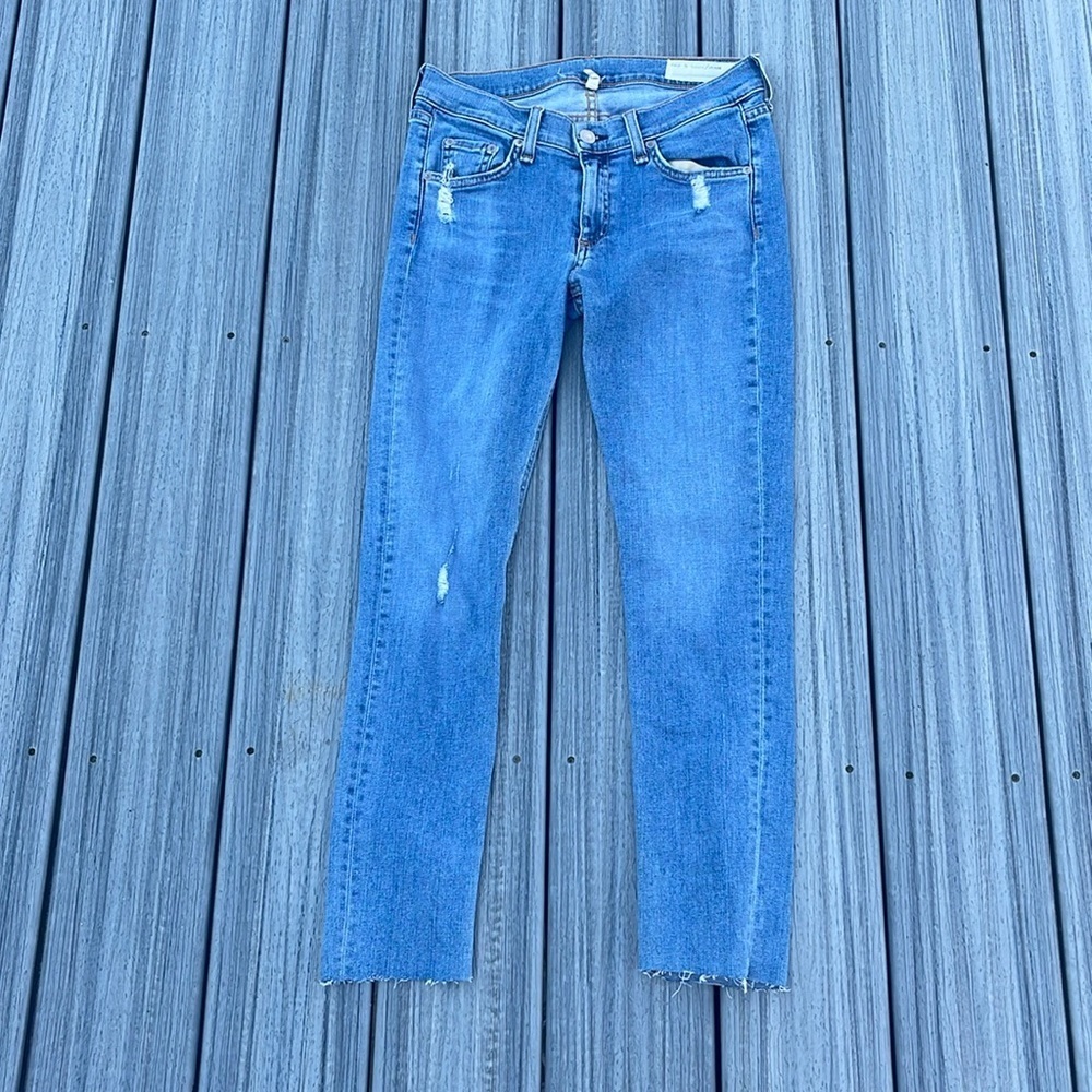 Rag & Bone - slightly distressed skinny blue jeans - mid rise - size 27
